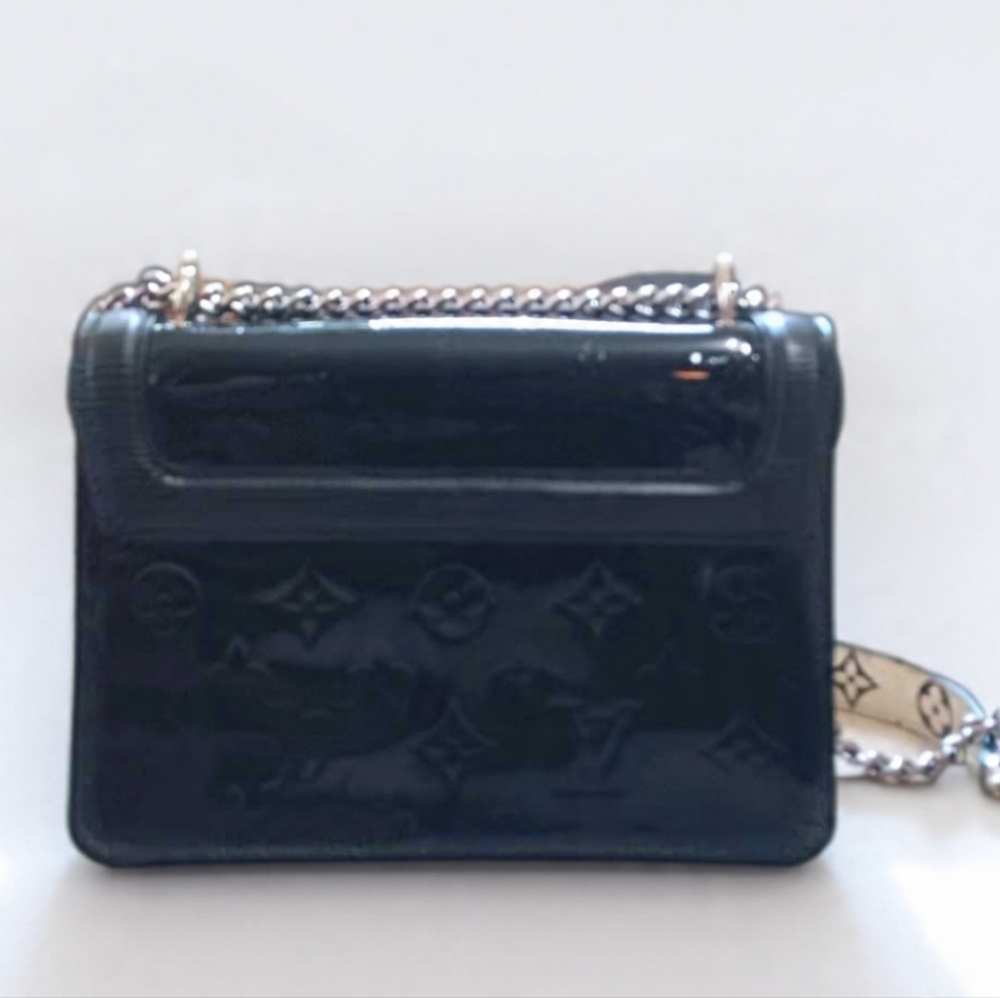 Louis Vuitton Vernis Epi Monogram Wynwood Black and White Crossbody Bag - Picture 7 of 14